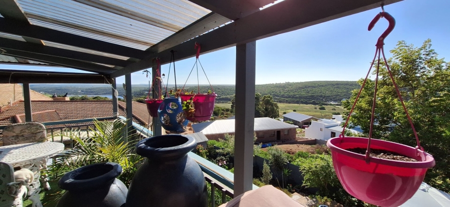 3 Bedroom Property for Sale in Stilbaai Wes Western Cape